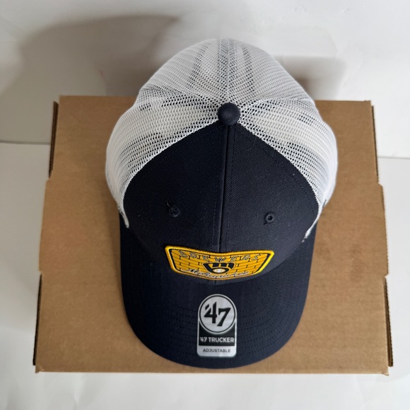 Milwaukee Brewers Hat ‘47 Brand Snapback Navy Pitch Mesh Back Trucker Cap NWT - Picture 2 of 7